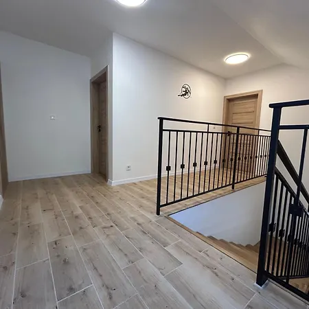 Pri Potoku 2 Dağ evi Valča